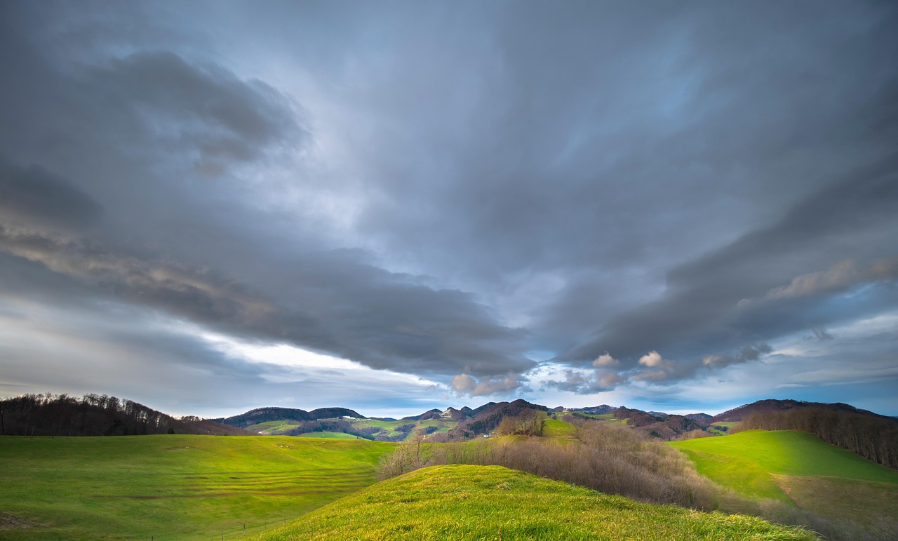 Clouds, hill, law — Discover How Much It Costs to Evict Someone From Your Home